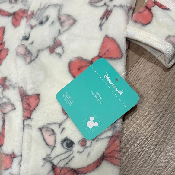 Disney Cream and Pink Cat Print Kids One Piece - Picture 3 of 3